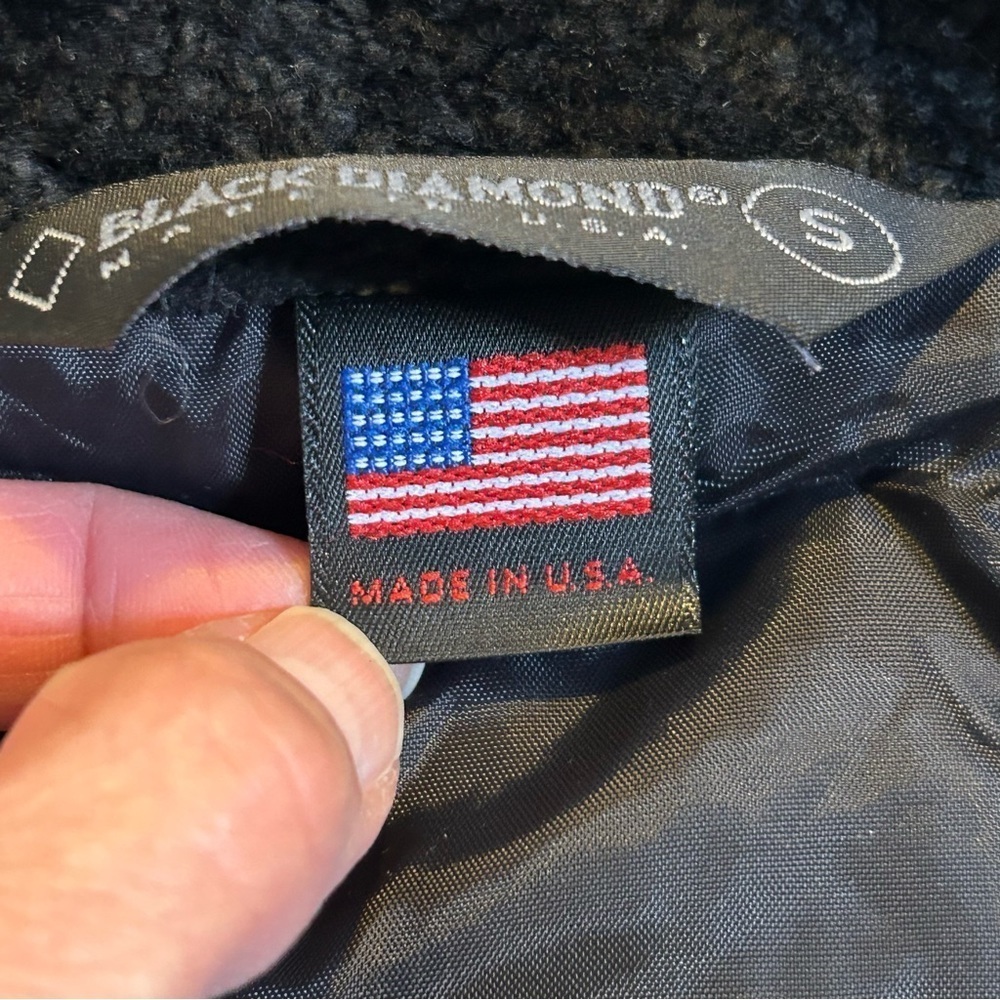 VTG Black Diamond Sherpa Fleece Botanical Floral Print Jacket Black Size Small - Picture 10 of 12